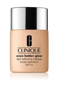 Clinique Fondöten - Even Better Glow Makeup SPF 15 Foundation CN 20 Fair 30 ml 020714873721