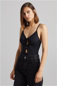 Bershka Askılı Bağcıklı Body