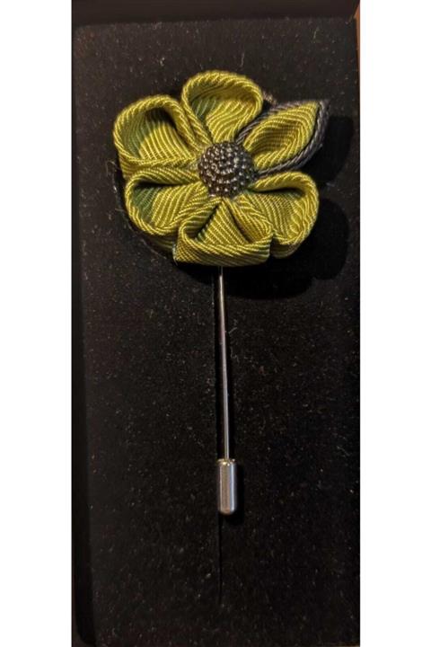 AKSESUAR THM Yeni Sezon Yaka Iğnesi