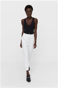Stradivarius Kadın Beyaz Klasik Kesim Jogger Pantolon 04900637