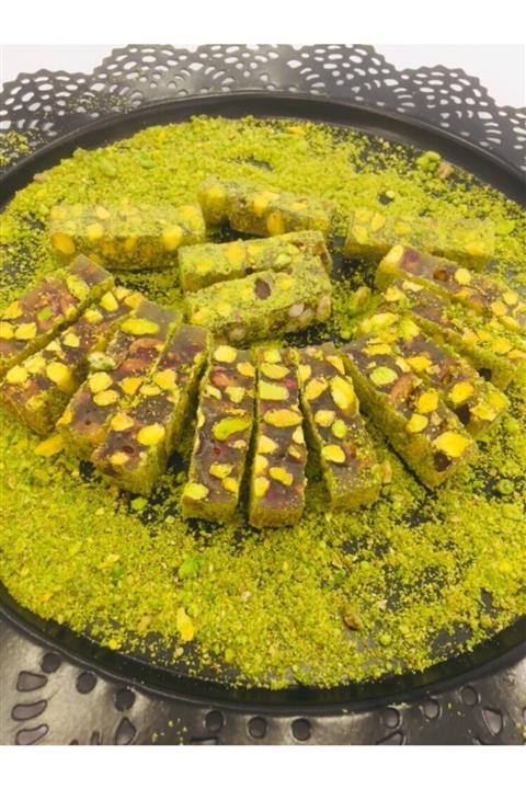 Tarihi Uğuroğulları 1948 Antep Fıstıklı Ballı Oscar Lokum ( 1000 Gr )