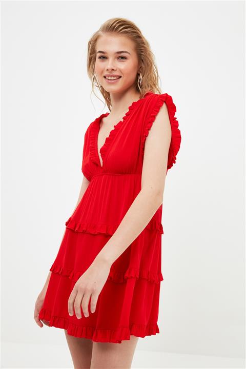 TRENDYOLMİLLA Kırmızı Fırfır Detaylı Plaj Elbisesi TBESS21EL4228