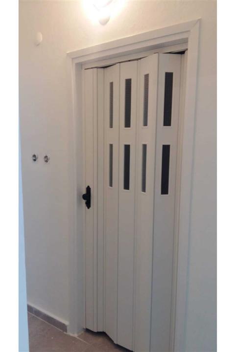 FARAN DEKORASYON Beyaz 2 Sıra Camlı Akordiyon Kapı 113*230
