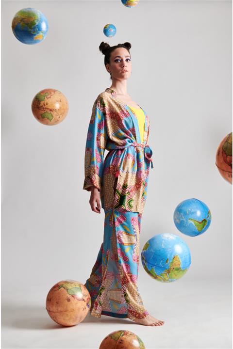 Le Monade Dreams Sangria Kimono