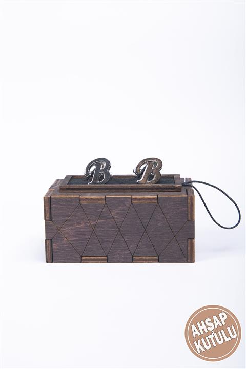 BAYEFENDİ Ahşap Kutulu Harfli Gümüş Rengi Kol Düğmesi B Harfi