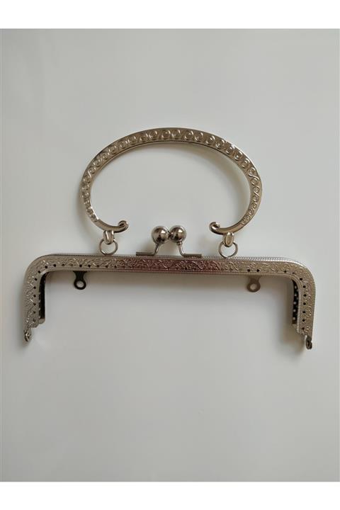 Giftbreak Dikdörtgen Çanta Bursu Inci Desenli Kulplu Gümüş 20 Cm