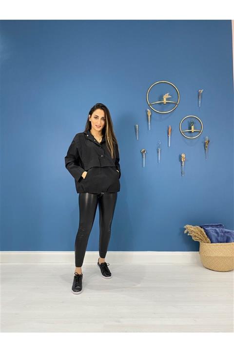 Only F Butik Siyah Cepli Yağmurluk