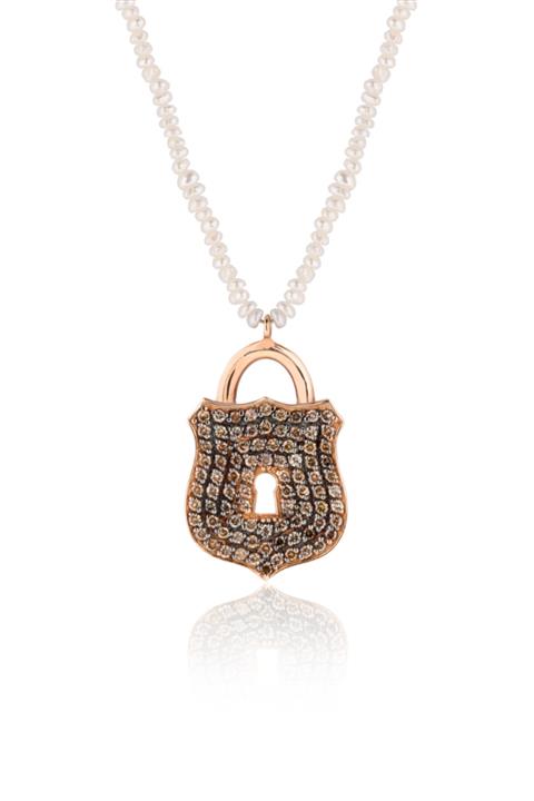 Takika Kilit Kum İnci Kolye