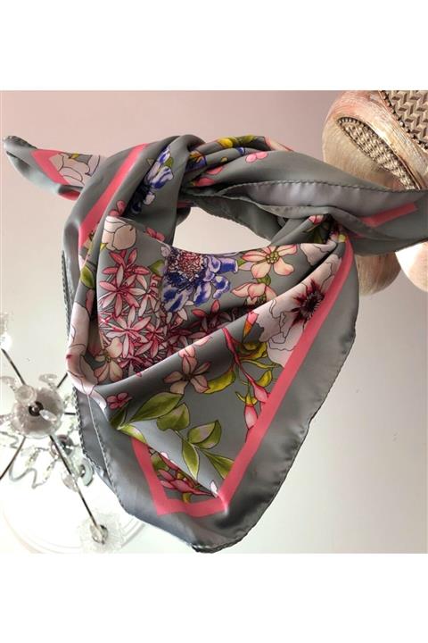 NFS BUTİK Irmak Yeşili Çiçek Desenli Ipek Saten Fular