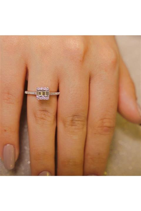 ELDAS Pırlanta Baget Tektaş Yüzük