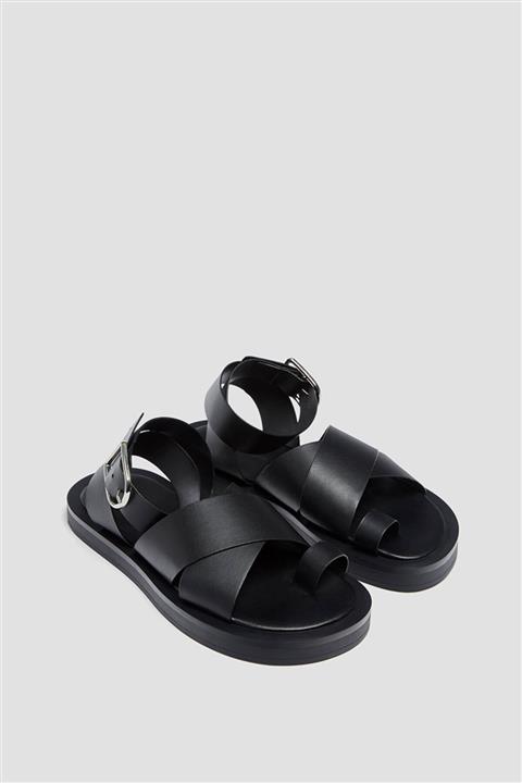 Pull & Bear Bantlı Düz Sandalet