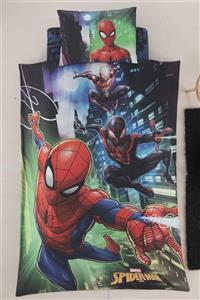 Özdilek Yeşil Spiderman City Tek Kişilik Nevresim Takımı