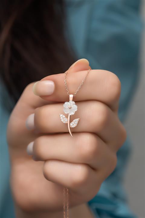 Nereze 925 Ayar Gümüş Manolya Çiçeği Kolye