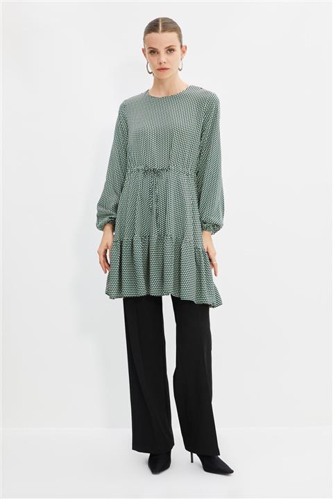 Trendyol Modest Yeşil Bisiklet Yaka Tunik TCTAW22UK0004