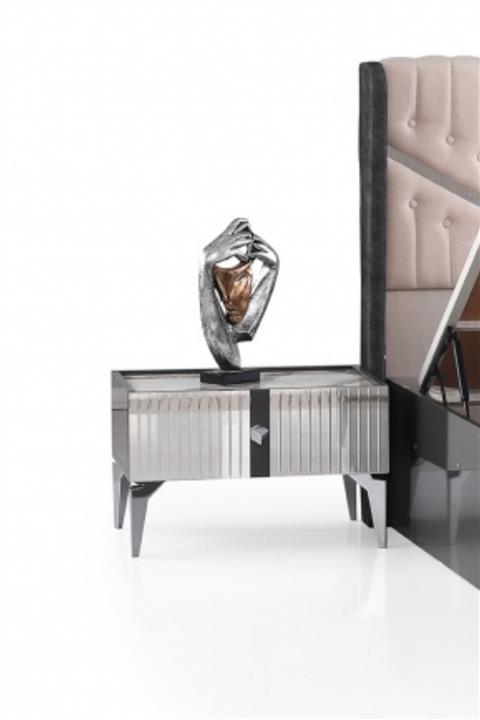 Doressa Manchester Komodin