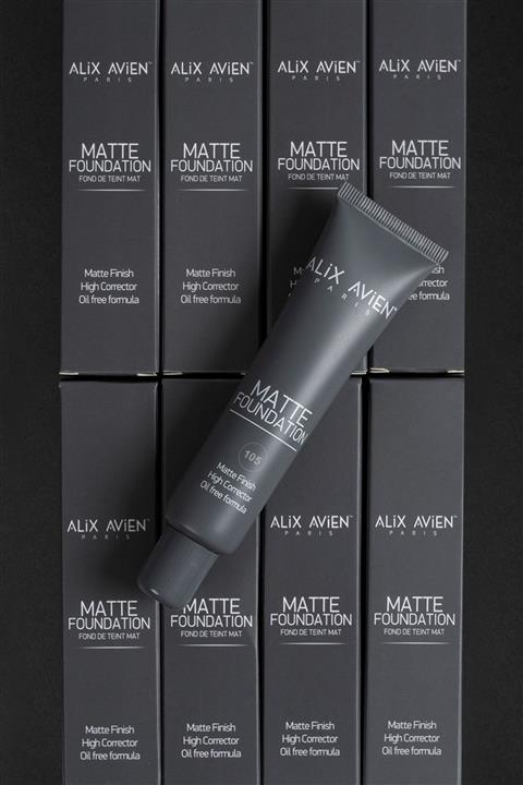 Alix Avien Mat Fondöten Matte Foundation 105