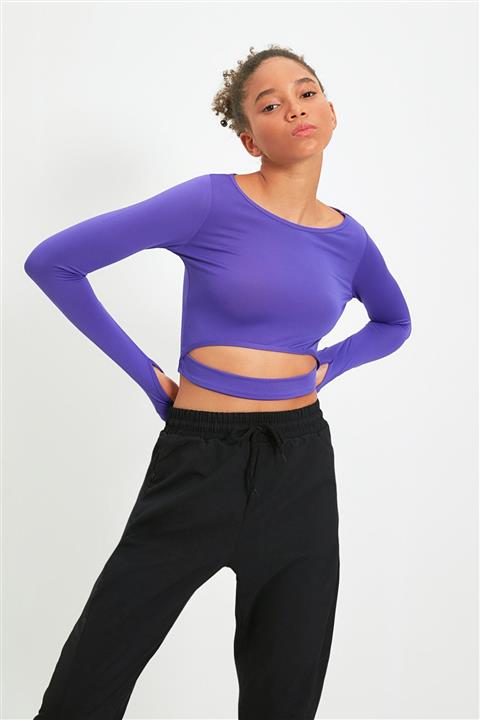 TRENDYOLMİLLA Mor Cut Out Detaylı Crop Spor Bluz TWOAW21BZ0156