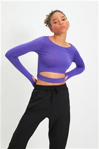 TRENDYOLMİLLA Mor Cut Out Detaylı Crop Spor Bluz TWOAW21BZ0156