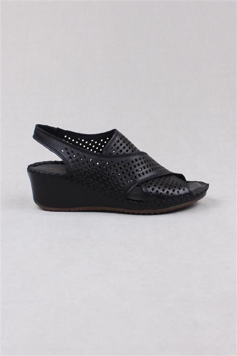 PLATİNAYAKKABI Kadın Siyah Hakiki Deri Sandalet
