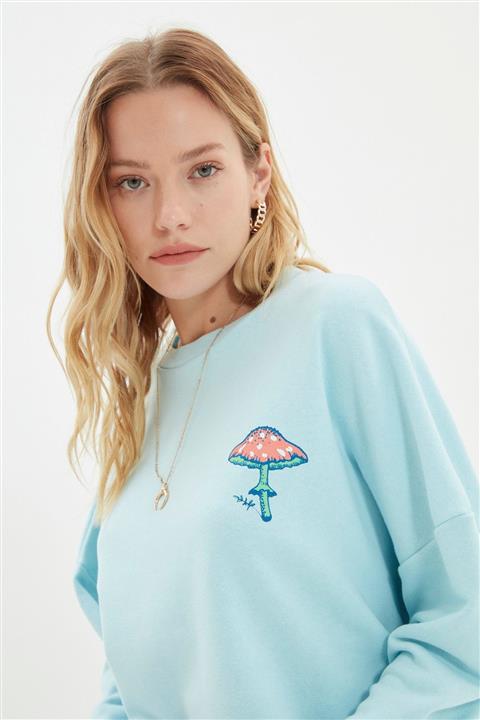 TRENDYOLMİLLA Mavi Loose Fit Örme İnce Sweatshirt TWOAW22SW1793