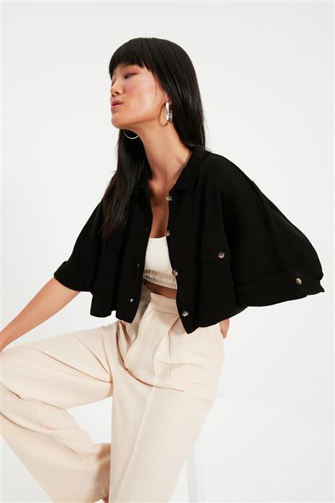TRENDYOLMİLLA Siyah Oversize Cep Detaylı Triko Hırka TWOAW22KZ1040