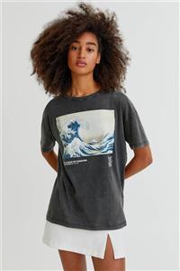 Pull & Bear “The Great Wave Of Kanagawa” T-Shirt