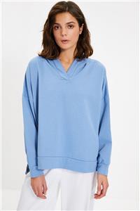 TRENDYOLMİLLA Açık Mavi Kapuşonlu Basic Örme Sweatshirt TWOAW22SW1391