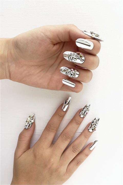 TAKIŞTIR 24'lü Gümüş Renk Takma Tırnak