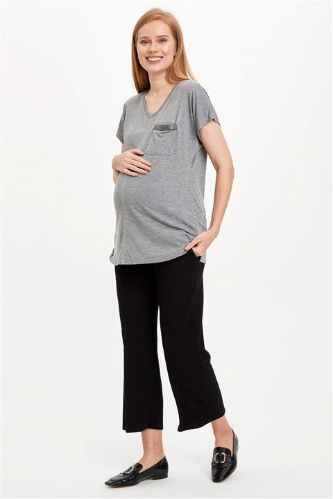 DeFacto Kadın Gri V Yaka Cep Detaylı Kısa Kollu Hamile Tişört R3377AZ20SM
